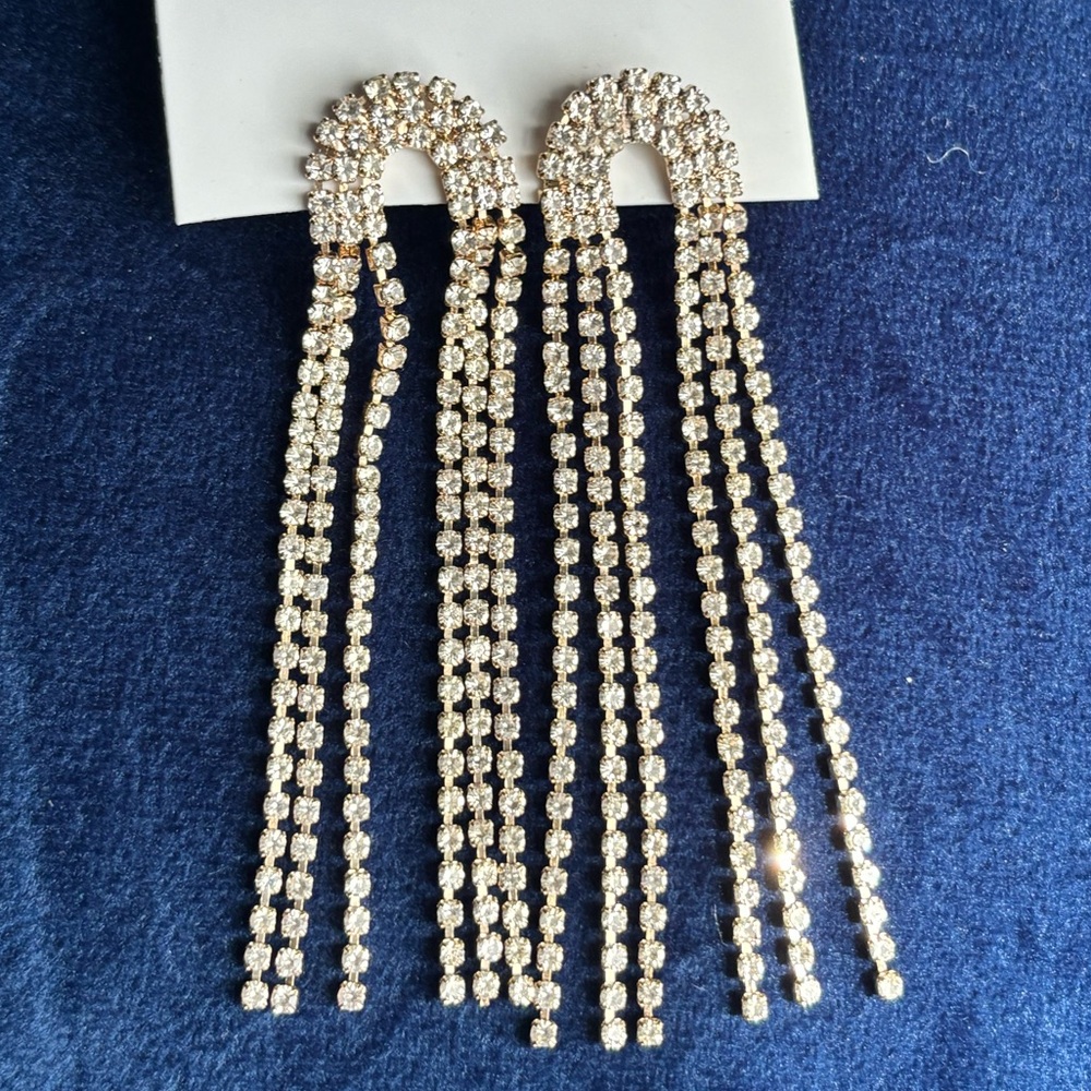 Jewelry bundle - Picture 2 of 3